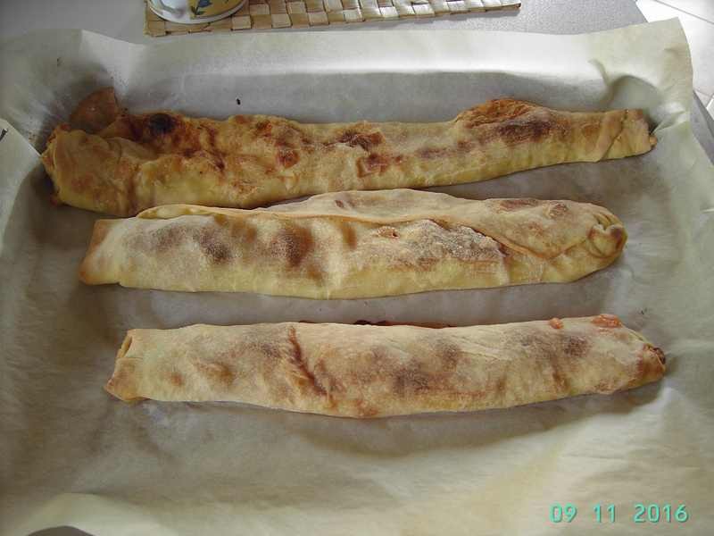 mein Versuch, Strudel zu backen_ergebnis.JPG